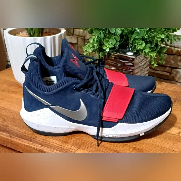 NIKE PG1 USA Athletic Sneakers Size 13 NEW - Picture 2 of 8